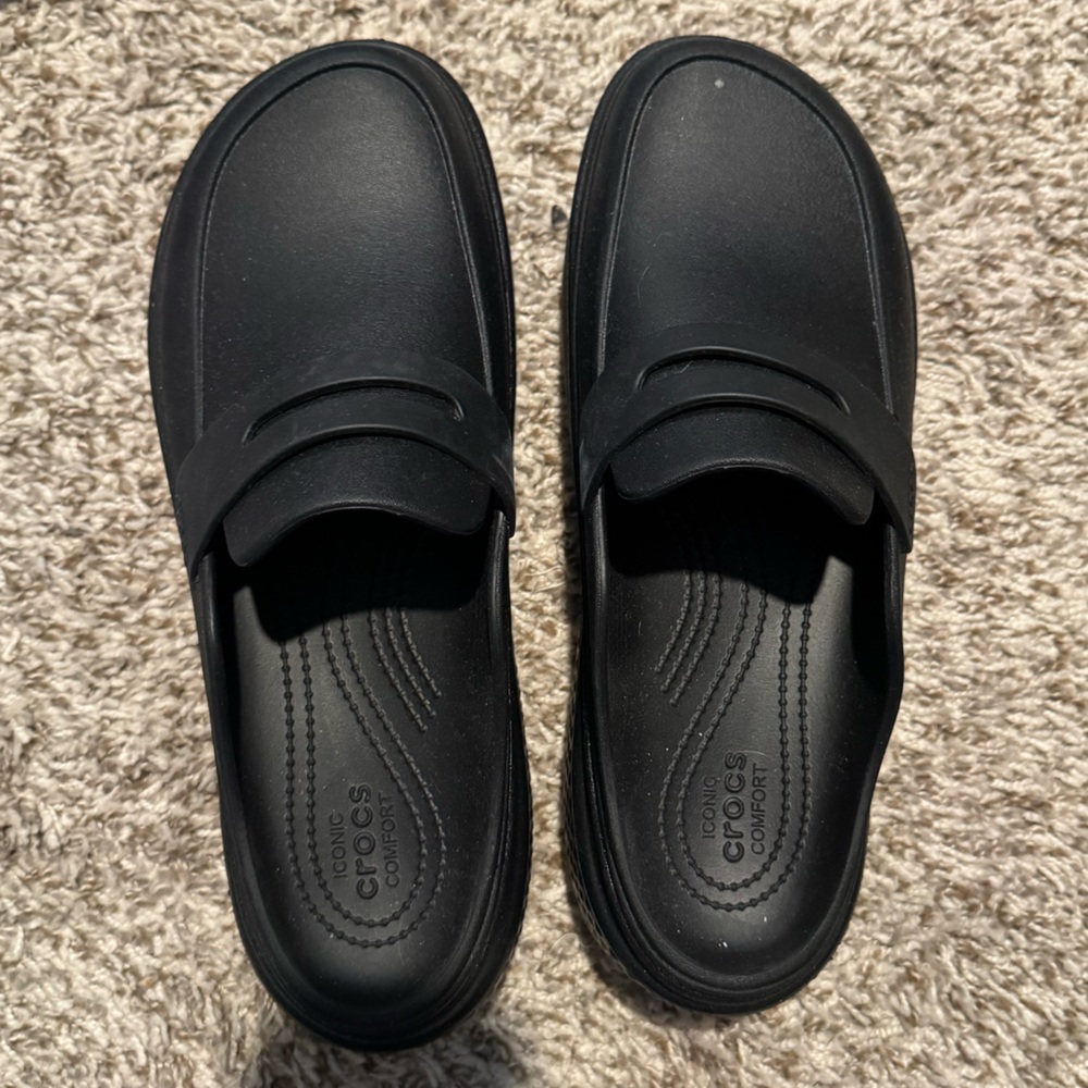 CROCS Women's Black Comfort Mules